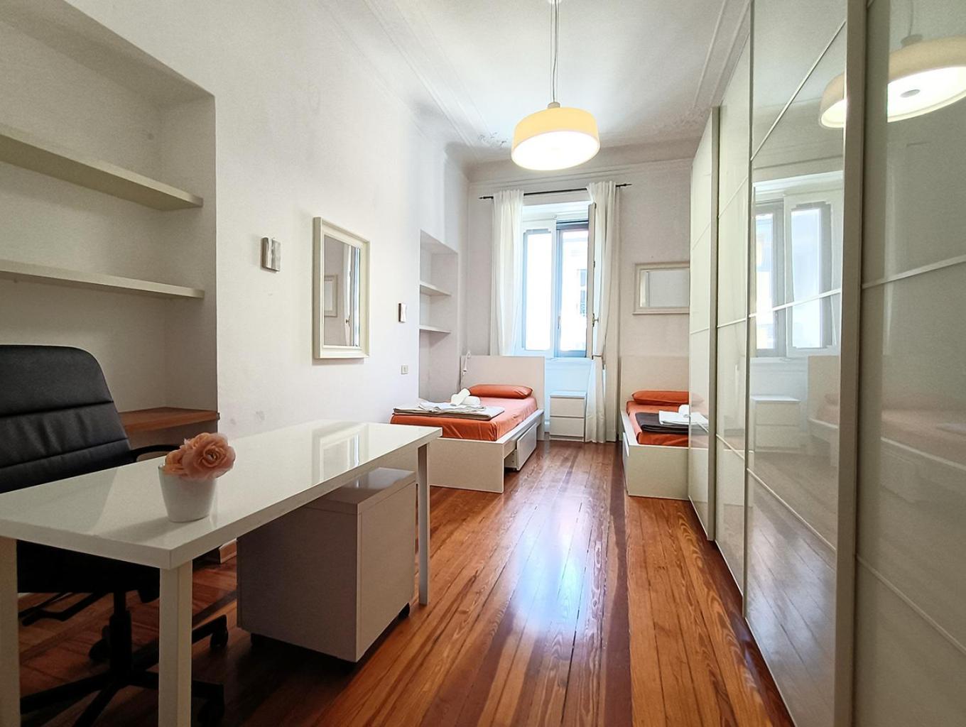 Sahi - Residenza Corso Italia Tre Camere, Due Bagni E Un Salone Милано Екстериор снимка