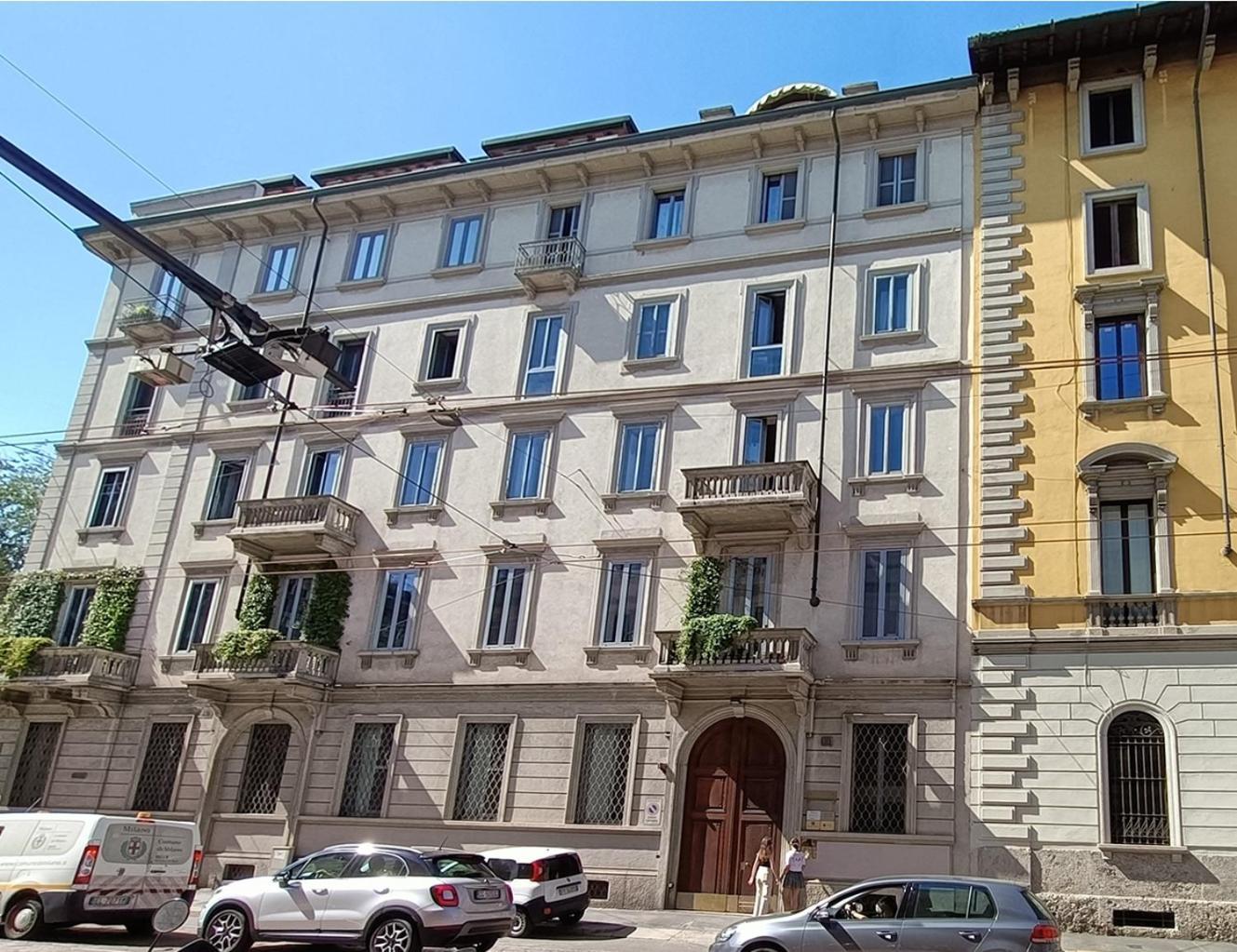 Sahi - Residenza Corso Italia Tre Camere, Due Bagni E Un Salone Милано Екстериор снимка